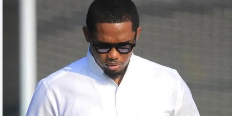 Samuel Eto'o fils, Issa Hayatou, Fécafoot